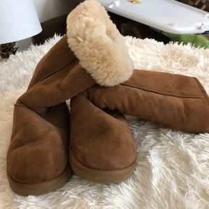 Uggs 🚨🚨FINAL SALE🚨🚨